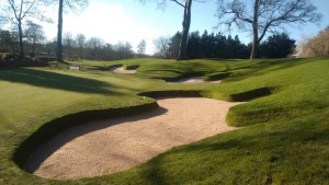 02-04 New bunkering on the famous 10th hole of The Brabazon (1)