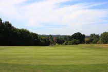 Dudsbury Golf Club switches from liquid to granular fertilisers