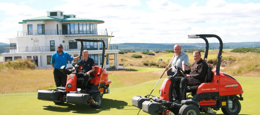 Apprentice greenkeepers pass first stage of work
