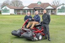 Woking Golf Club signs machinery agreement plan