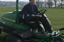‘Golf club of the decade’ manager is now a lockdown greenkeeper